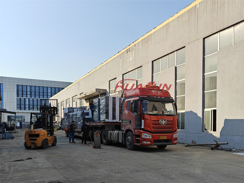 河南周口现代候车亭发货第二批(图2)