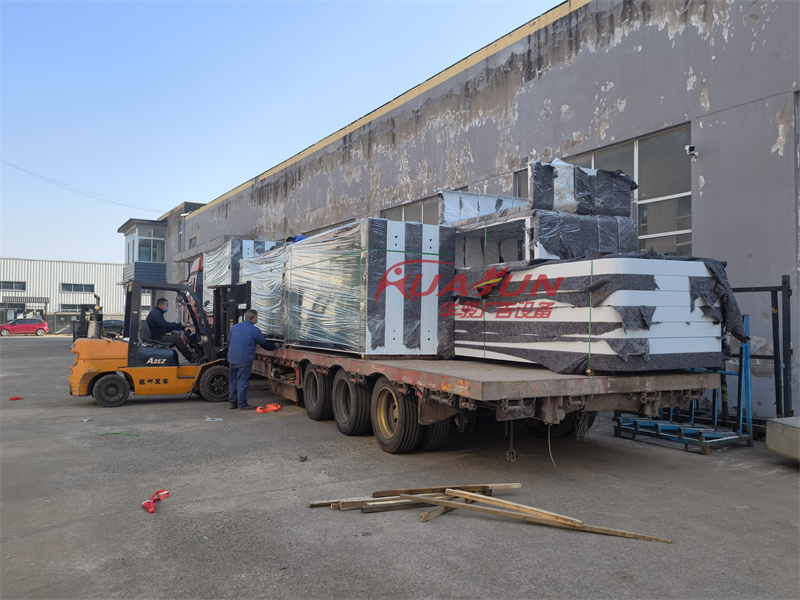 河南周口现代候车亭发货第二批(图3)